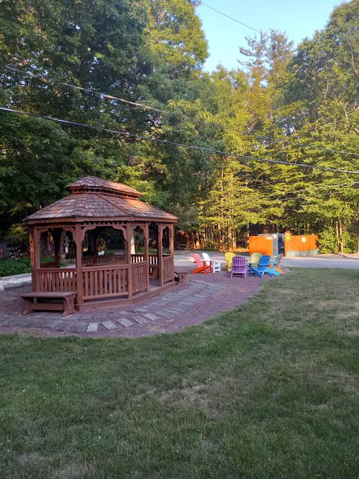 Hemlock Campground & Cottages Picture 4