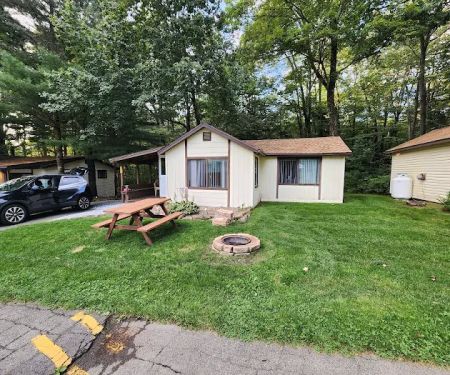 Hemlock Campground & Cottages