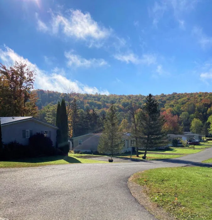 Wooded Estates Mobile Home Community Picture 9