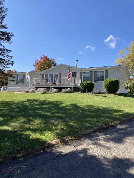 Wooded Estates Mobile Home Community Picture 2