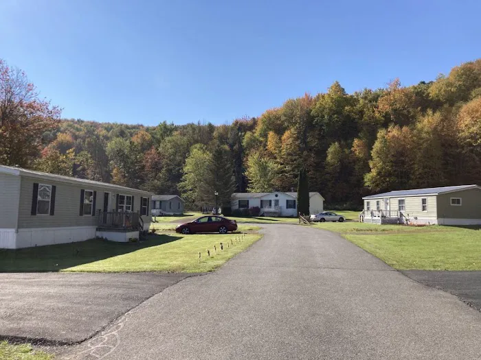 Wooded Estates Mobile Home Community Picture 10