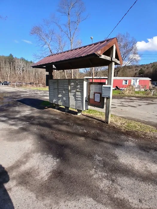Creekside Mobile Home Park Picture 2