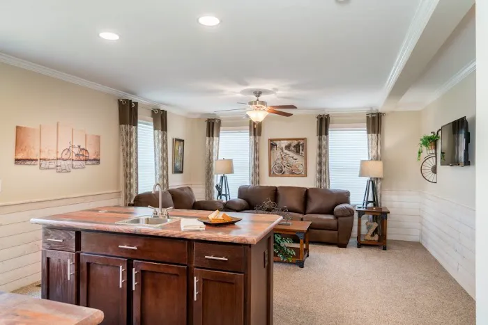 Burke Manufactured Homes Inc Picture 6