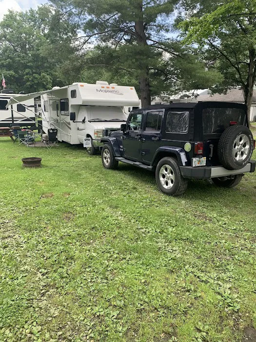Pine Crest Campground Picture 4