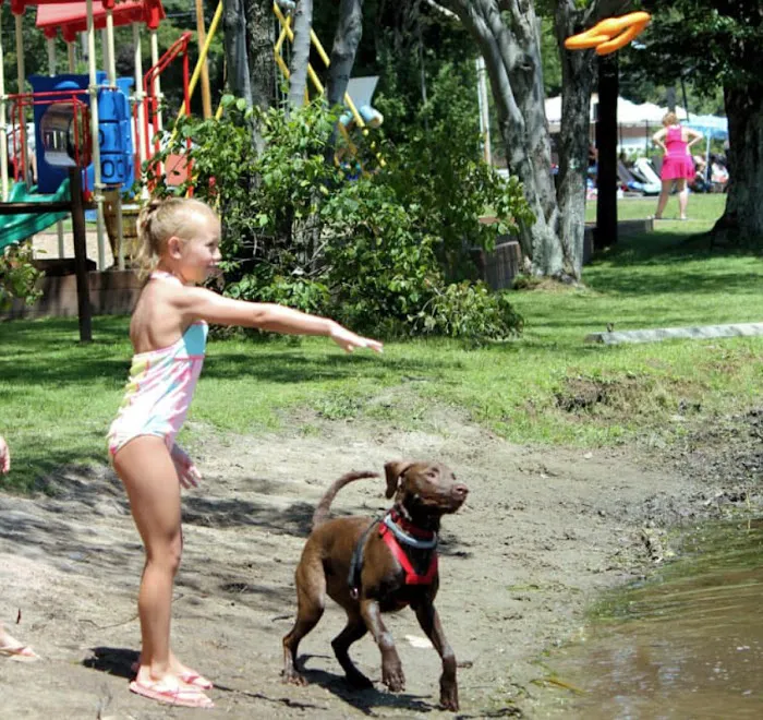 Keen Lake Camping Cottage Resort Picture 10