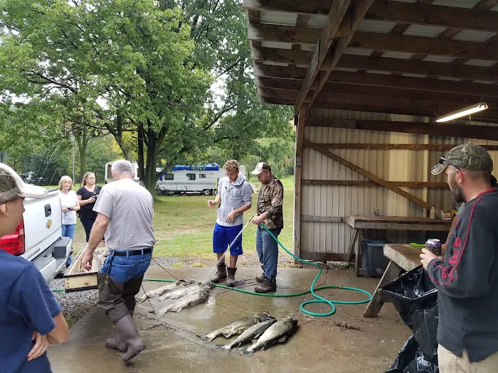 Riverview Camp Ground & Marina Picture 10