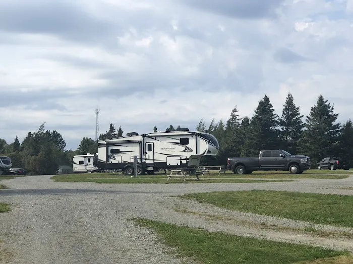 Ponderosa Pines Family Campground Picture 3