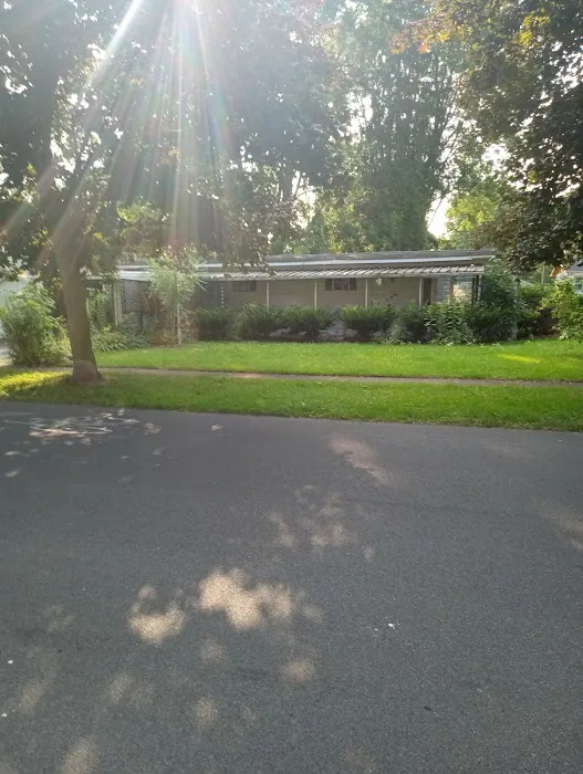 Isle of Pines Manufactured Home Community Picture 3