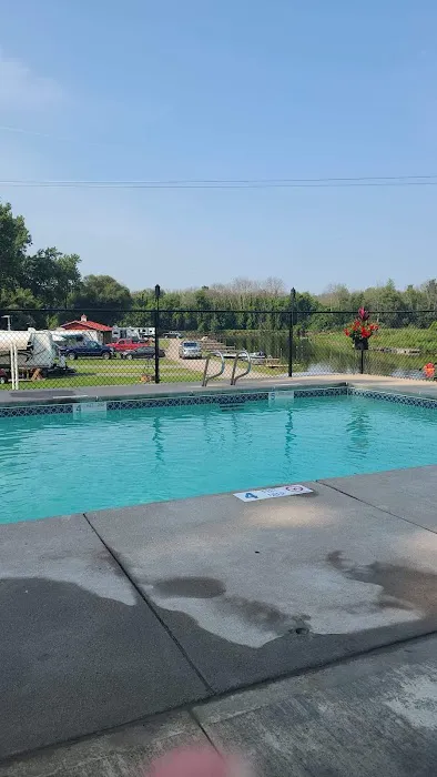 Rivers Crossing Campground & Marina Picture 6