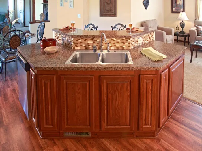 Thomas Estates Picture 5