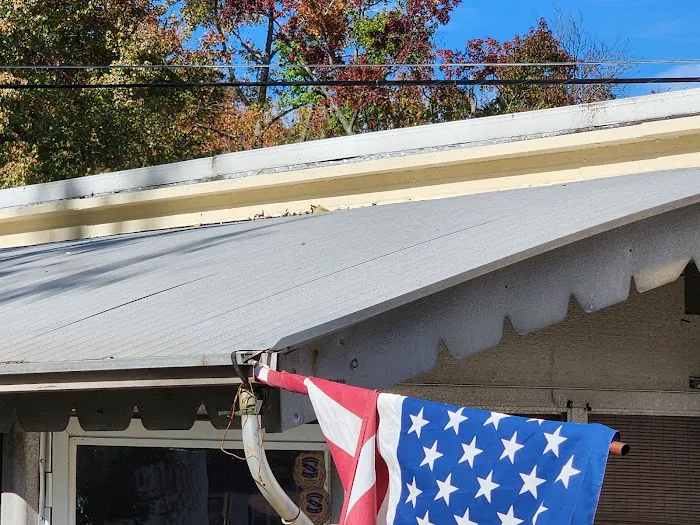 Monmouth Mobile Home Park Picture 6