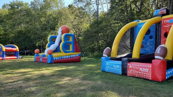 Wake in the Woods Aquapark and Campground Picture 2