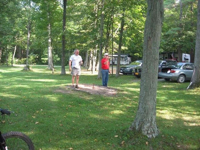 Country Charm Campground Picture 9