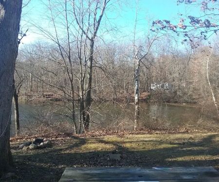 Sun-Air Lakeside Camp