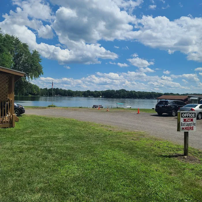Duck Lake Campgrounds Picture 9