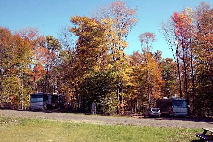 Deer Haven Campground & Cabins Picture 9