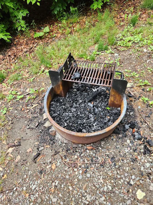 Northwoods campground Picture 10