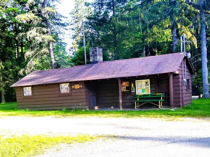 Pickerel Point Campground Picture 3