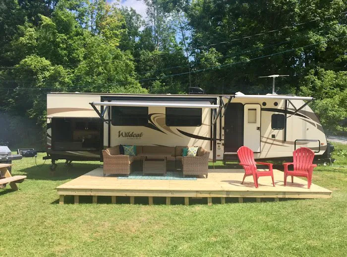 Creek-N-Wood RV Park and Campground Picture 9
