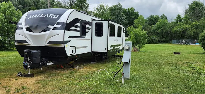 Niagara Woodland Family Campground Picture 3