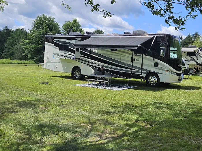 Meadow-Vale Campsites Picture 6