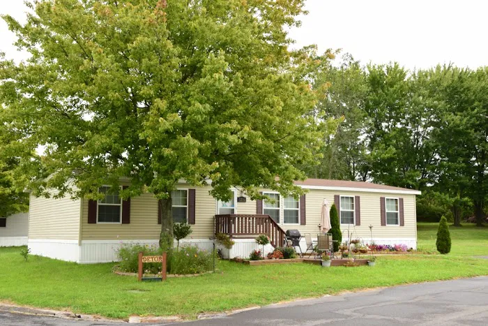 Madison Village Manufactured Home Community Picture 1