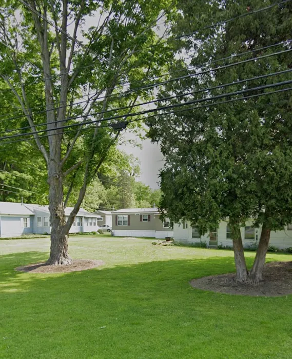 Silver Rock Mobile Home Park Picture 1