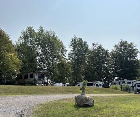 Holiday Harbor RV Park