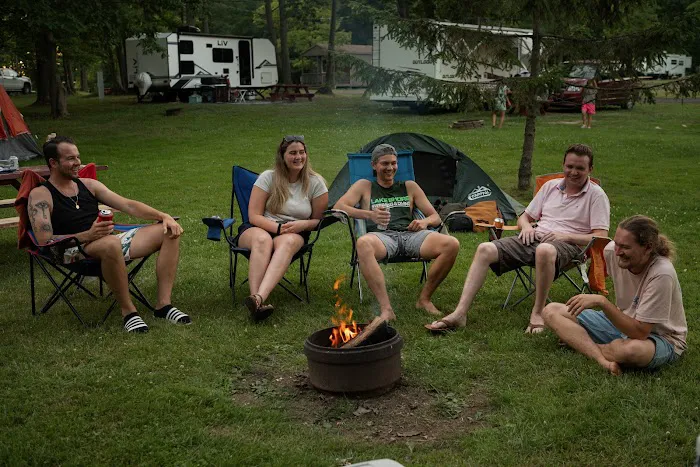 Sterling / Lake Ontario KOA Holiday Picture 10