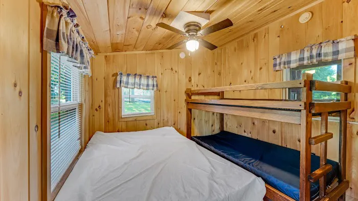 Lake Bluff Campground Picture 7