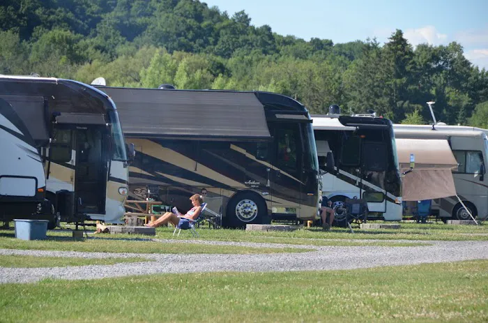 Cider House Campground Picture 9