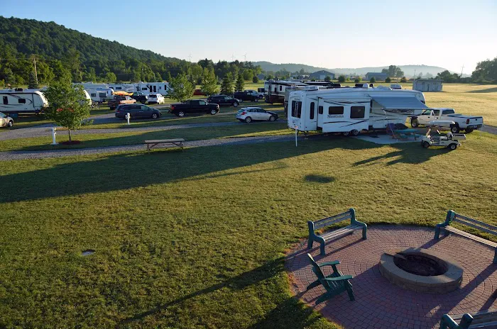 Cider House Campground Picture 6