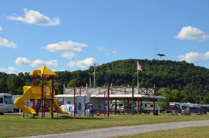 Cider House Campground Picture 2