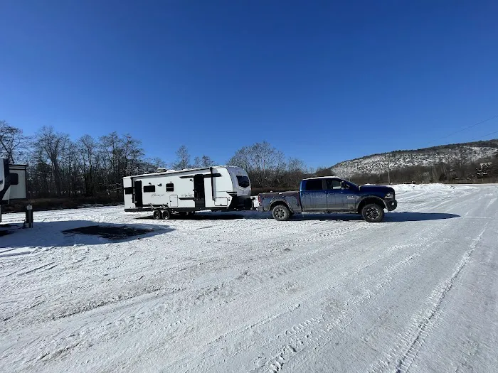 Tri-State RV Park Picture 5