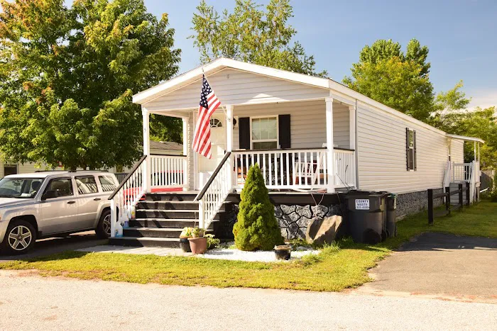 Huguenot Estates Manufactured Home Community Picture 7