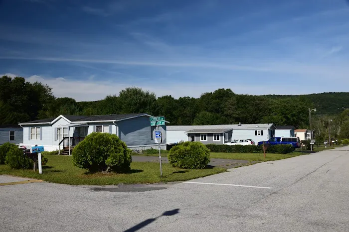 Huguenot Estates Manufactured Home Community Picture 8
