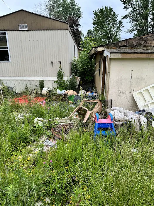 Roxbury Estates Picture 3