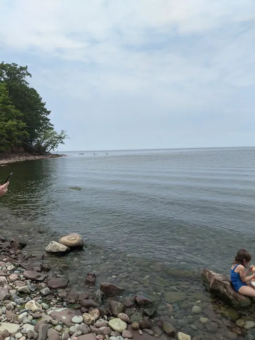 Hughes Marina & Campground Picture 1