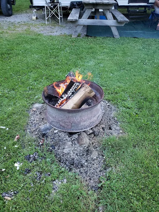 Cedar Valley Campsite Picture 5