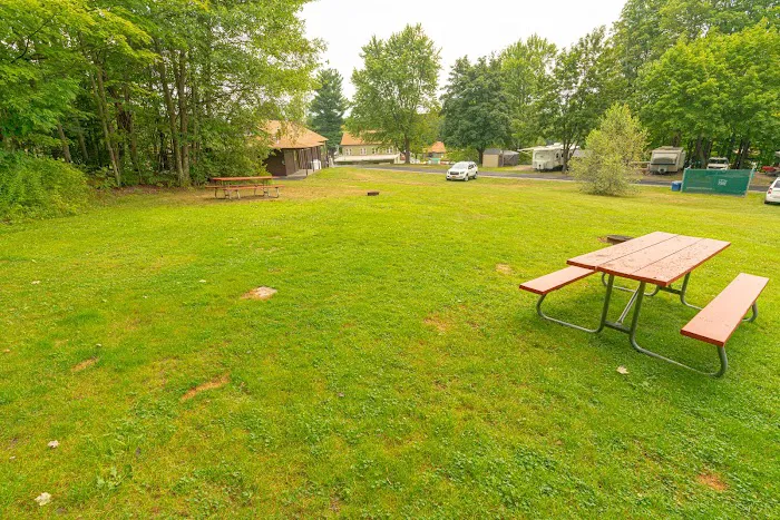 Jellystone Park™ Birchwood Acres Picture 3