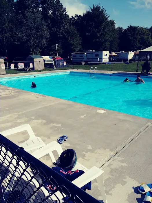 Oneida pines Resort Picture 9