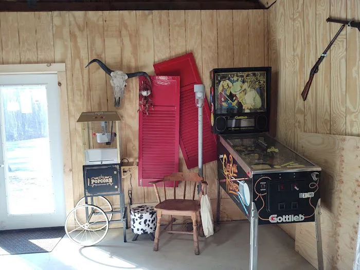 Aurora B's Family Campground Picture 2