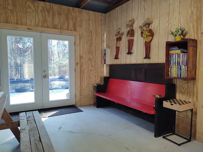 Aurora B's Family Campground Picture 6