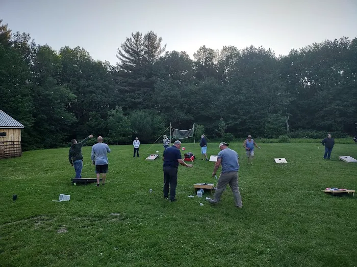 Aurora B's Family Campground Picture 4