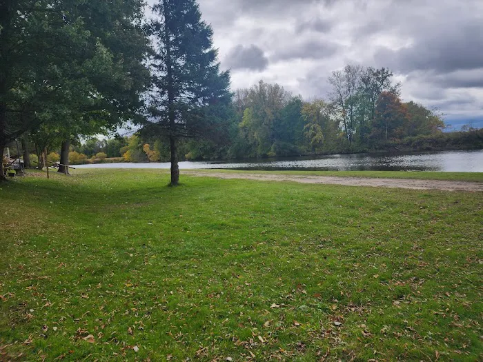 Riverbend West Campground Picture 2