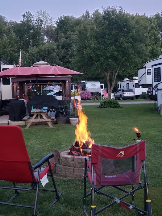 Riverbend East Campground Picture 10