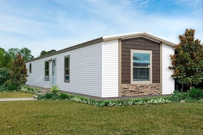 Lakeside Village Mobile Home Picture 8