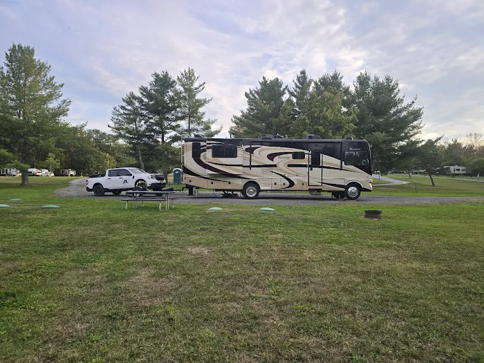 Hide-A-Way Campsites Picture 5