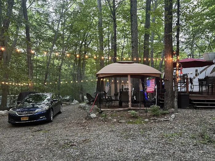 Benchmark Hideaway Campground Picture 9