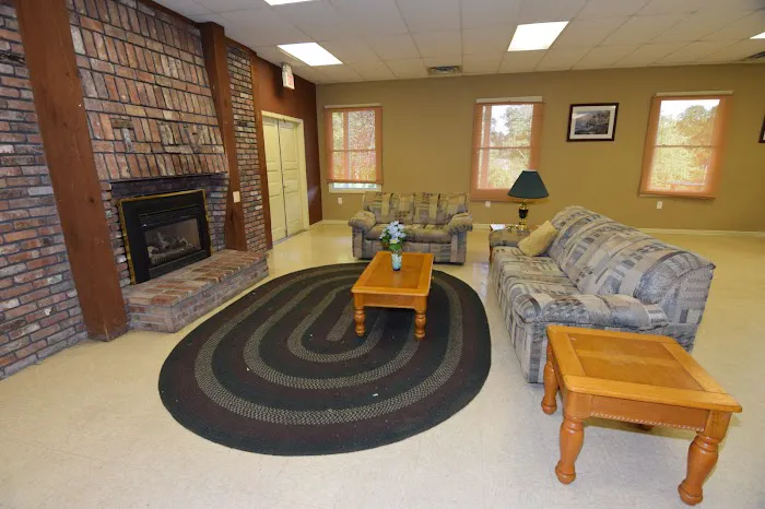 New Twin Lakes Village Manufactured Home Community Picture 6